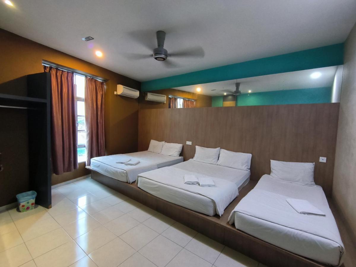 Golden Guest House Kuantan Extérieur photo