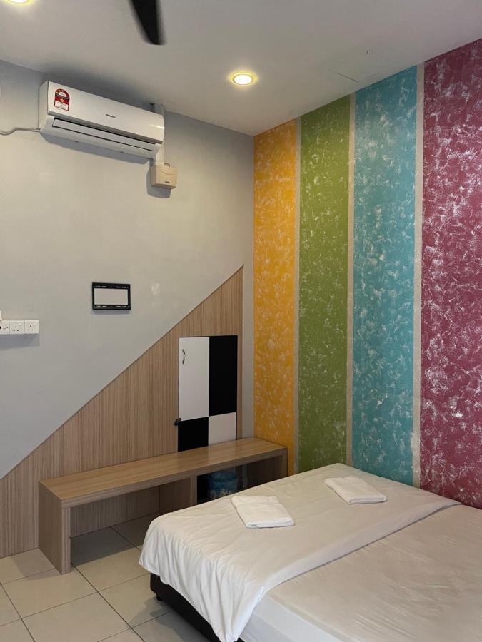 Golden Guest House Kuantan Extérieur photo