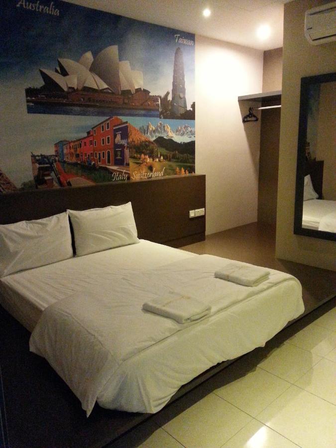 Golden Guest House Kuantan Extérieur photo