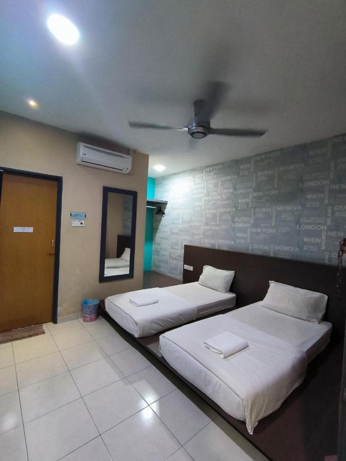 Golden Guest House Kuantan Extérieur photo