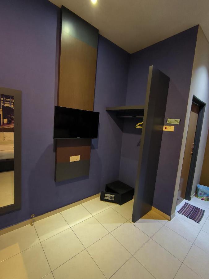 Golden Guest House Kuantan Extérieur photo